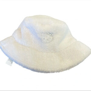 Hello Kitty x f21 forever 21 white blingy logo furry bucket hat